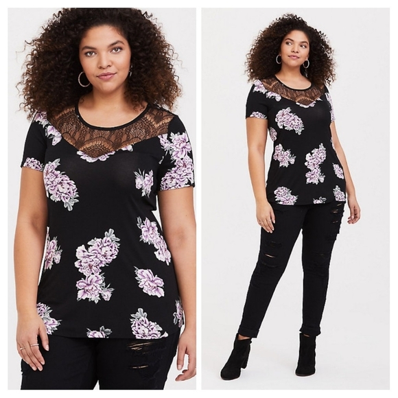 Torrid floral soft tee with lace neckline - Picture 1 of 6